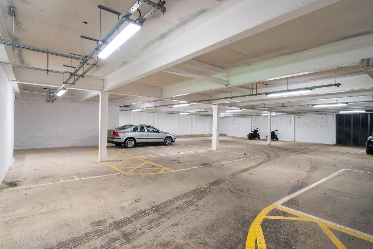 Luxe Apartments, The Moorwell, Parking, Gym - 10Mins Cardiff City Ctr מראה חיצוני תמונה