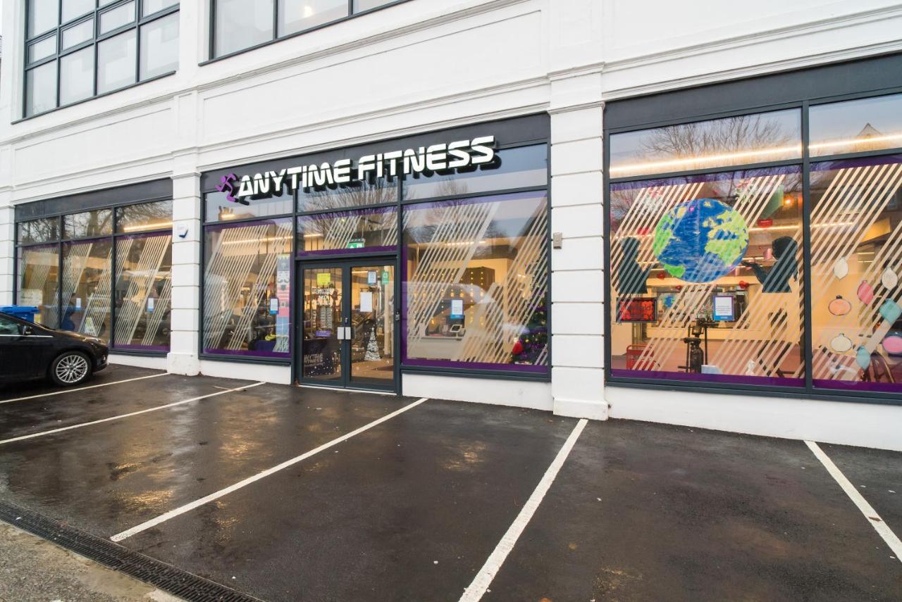 Luxe Apartments, The Moorwell, Parking, Gym - 10Mins Cardiff City Ctr מראה חיצוני תמונה