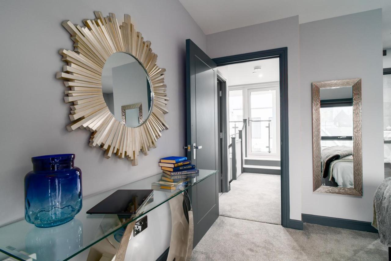 Luxe Apartments, The Moorwell, Parking, Gym - 10Mins Cardiff City Ctr מראה חיצוני תמונה