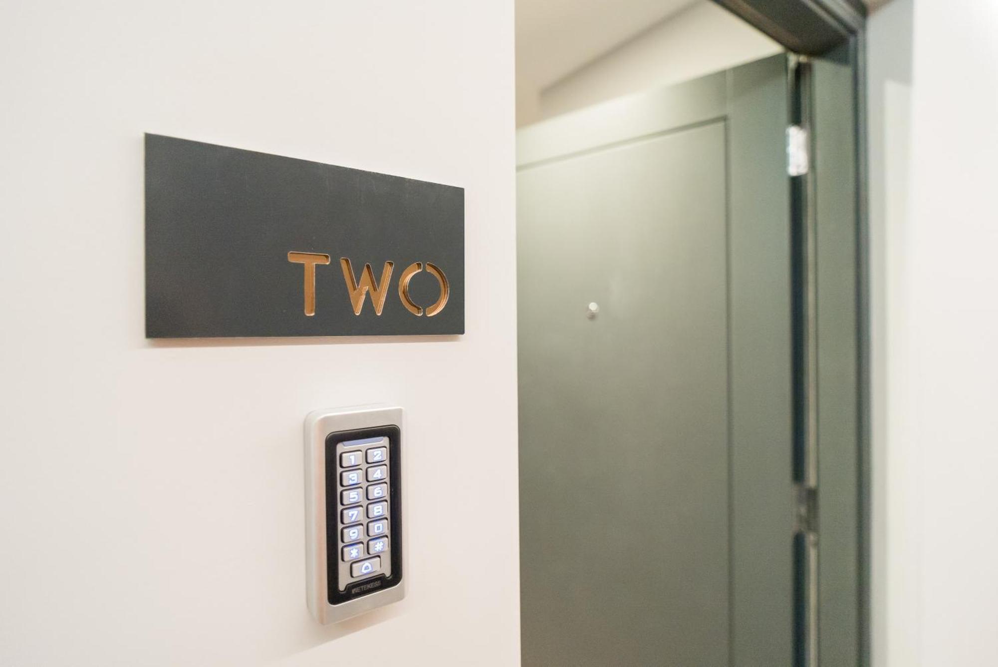 Luxe Apartments, The Moorwell, Parking, Gym - 10Mins Cardiff City Ctr חדר תמונה