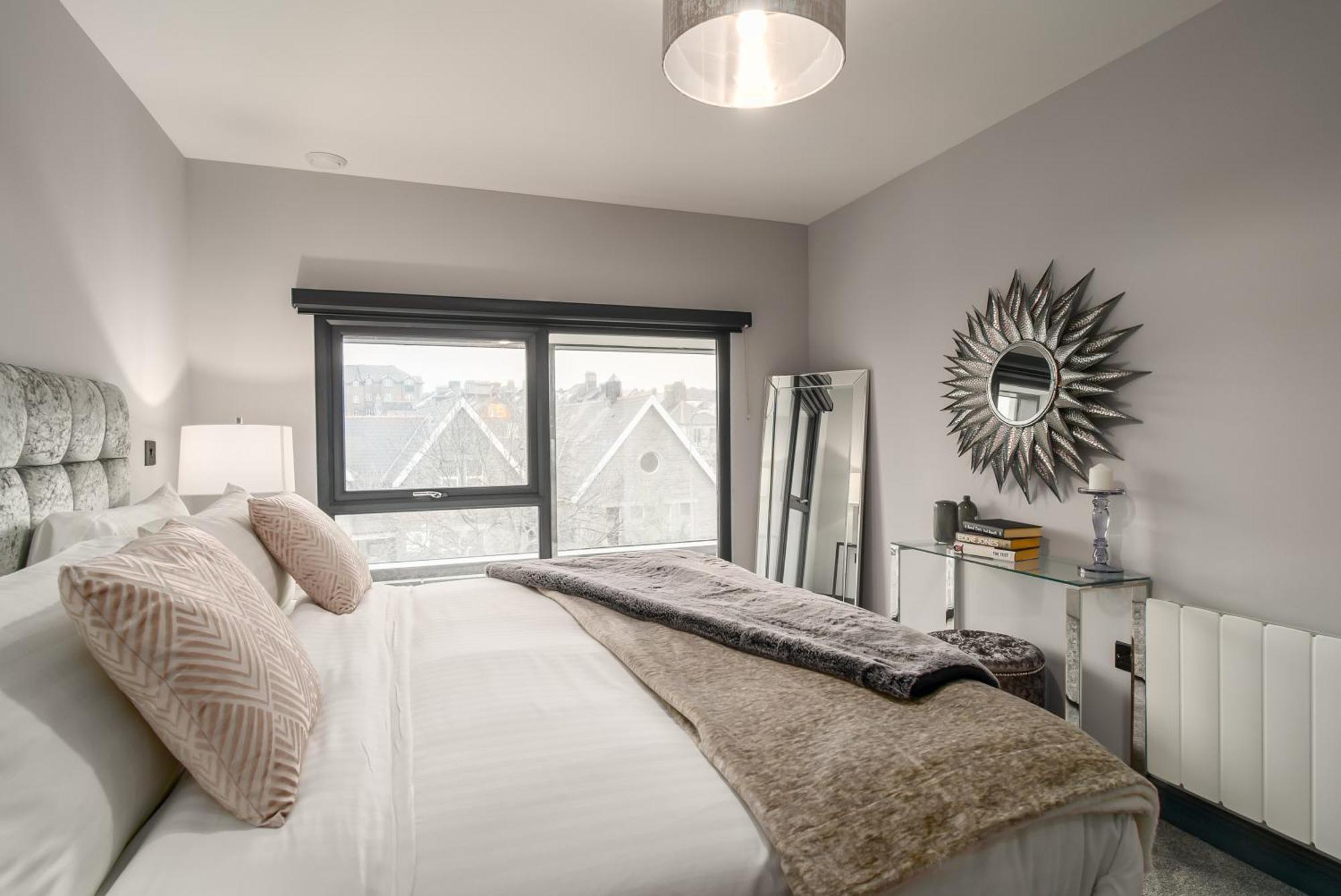 Luxe Apartments, The Moorwell, Parking, Gym - 10Mins Cardiff City Ctr חדר תמונה